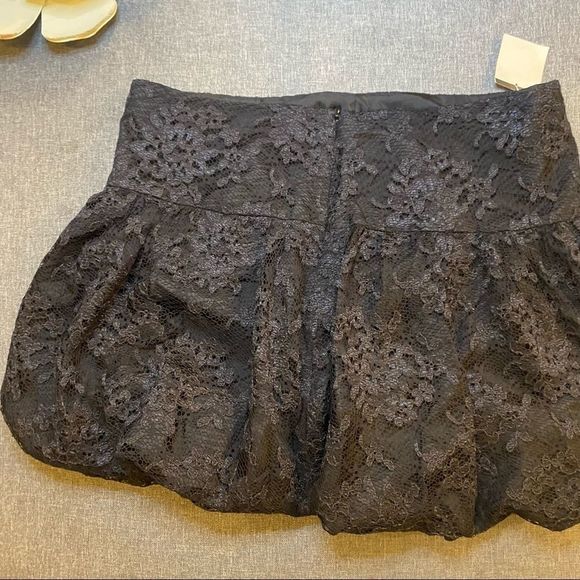 Bebe Black Mini Bubble Skirt Size Medium - Picture 3 of 6